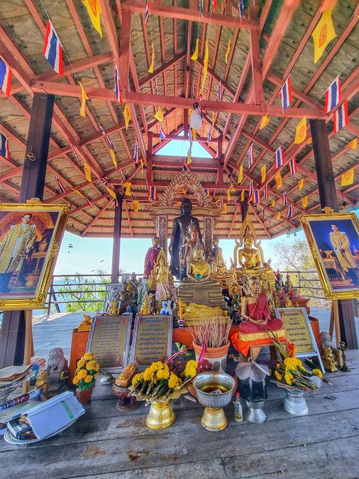 Wat Chalermprakiat Buddha